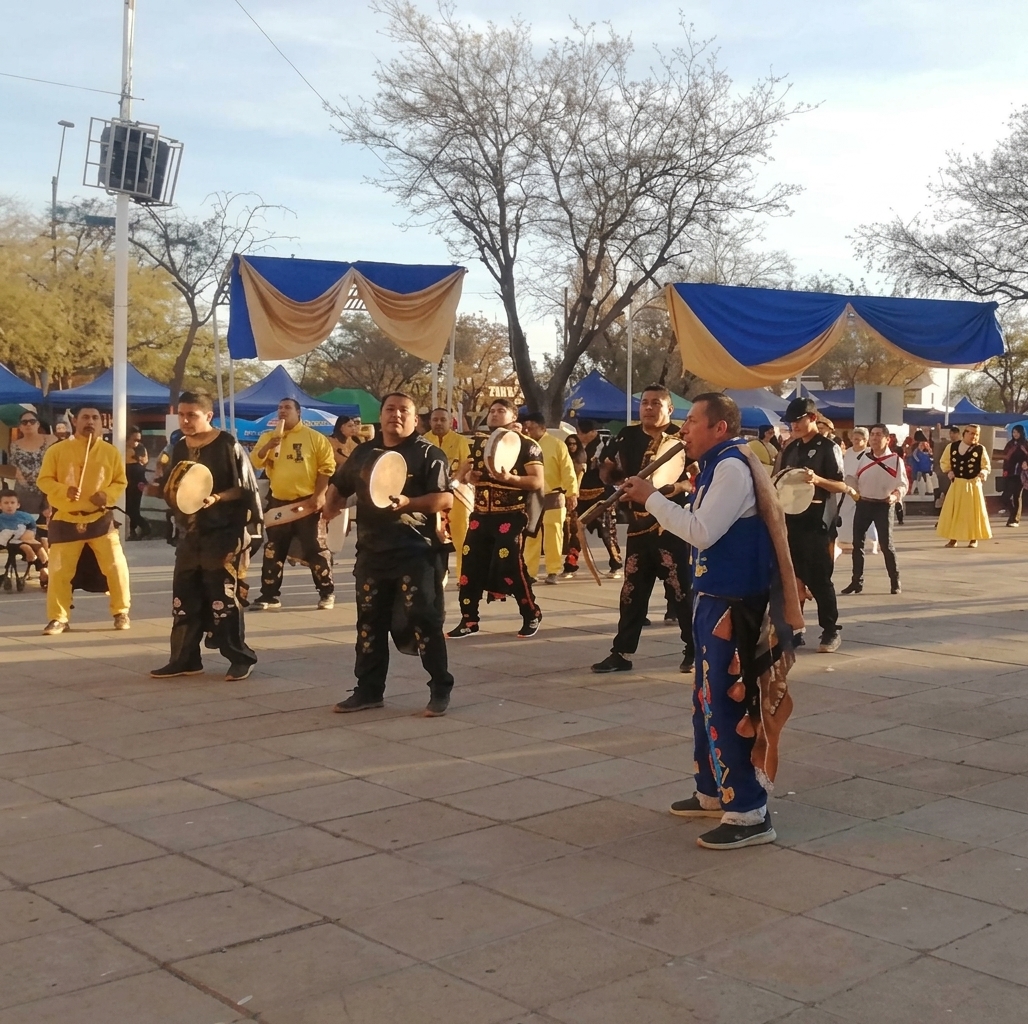 Los Chinos